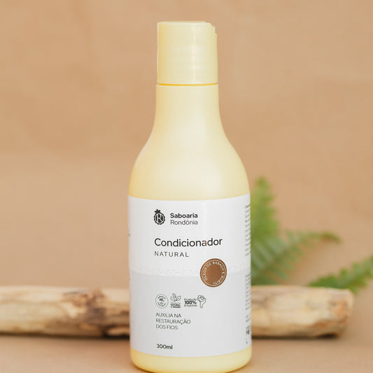 Condicionador natural com bioativos amazônicos de buriti, manteiga de murumuru, babaçu e manteiga de cupuaçu.