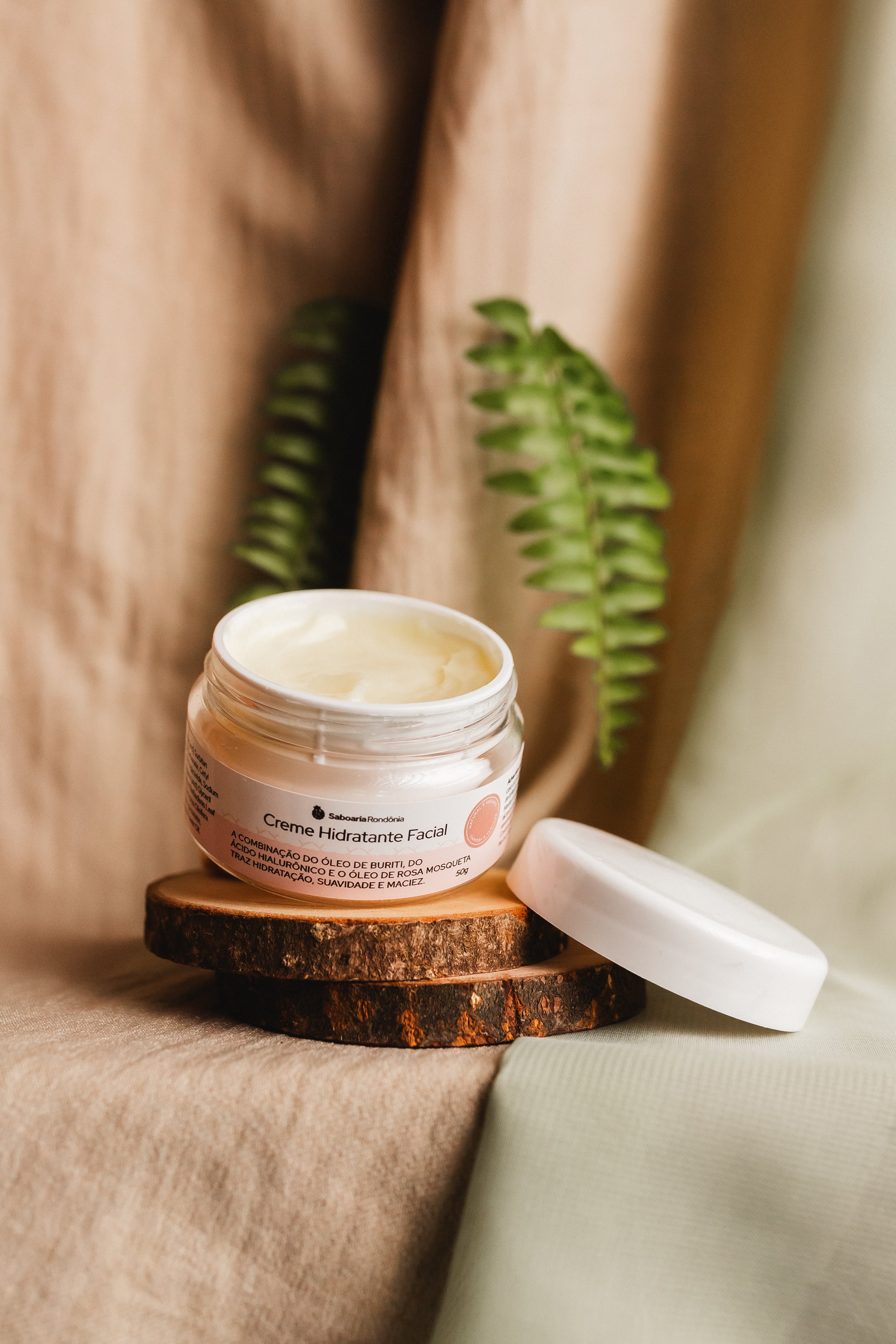 Creme Hidratante Facial – Buriti, Rosa Mosqueta & Ácido Hialurônico Hidratação natural com ativos da floresta.