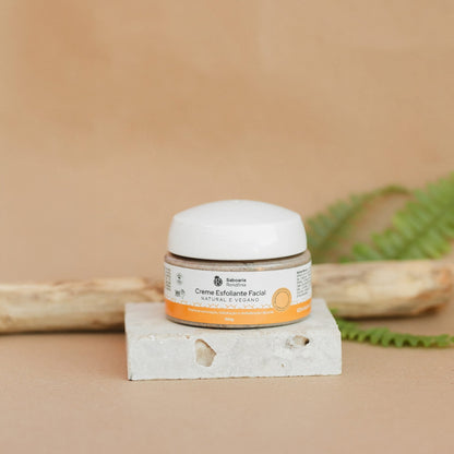 pote de creme esfoliante